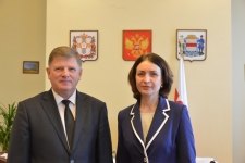 Спикер Горсовета В.В.Корбут и мэр Омска О.Н.Фадина