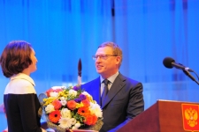 Врио губернатора А. Бурков поздравил нового мэра с вступлением в должность