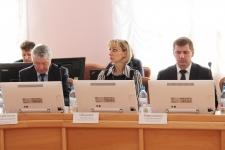 На комитете по вопросам ЖКХ и транспорта заслушали директора департамента транспорта Алексея Мартыненко