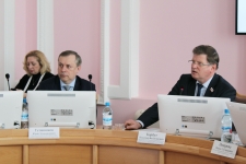 Депутаты обсудили регламент своей работы