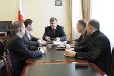 Владимир Корбут провел встречу с Виктором Конопацким, советником председателя Совета Федерации