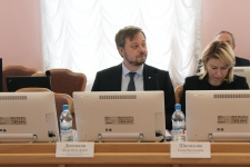 Денис Денежкин, директор департамента имущественных отношений, рассказал о планах в Амурском поселке