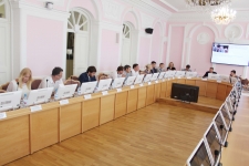 Помещения в молодежных клубах предоставили социально-ориентированным организациям